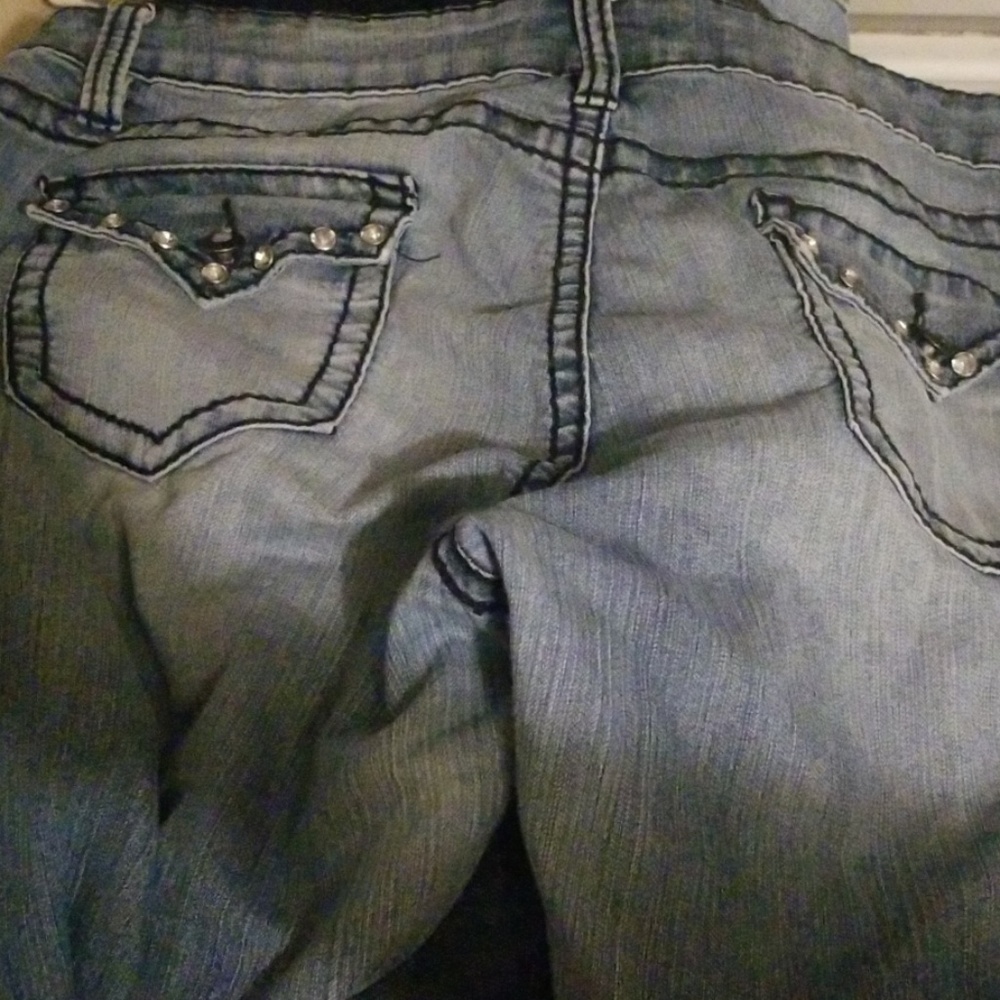 Jeans - Picture 3 of 4